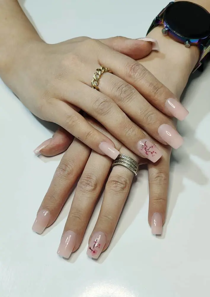 خدمات ناخن 2